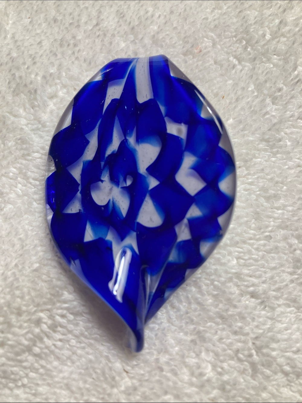 Cobalt Blue Glass Leaf Pendant Necklace - Unbranded